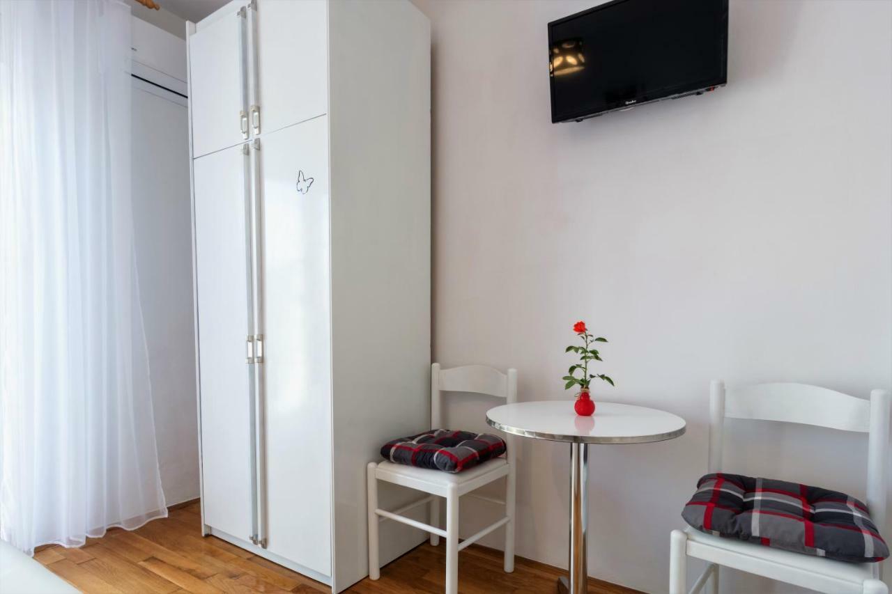Vacation House Maslina Rupalj Exterior photo